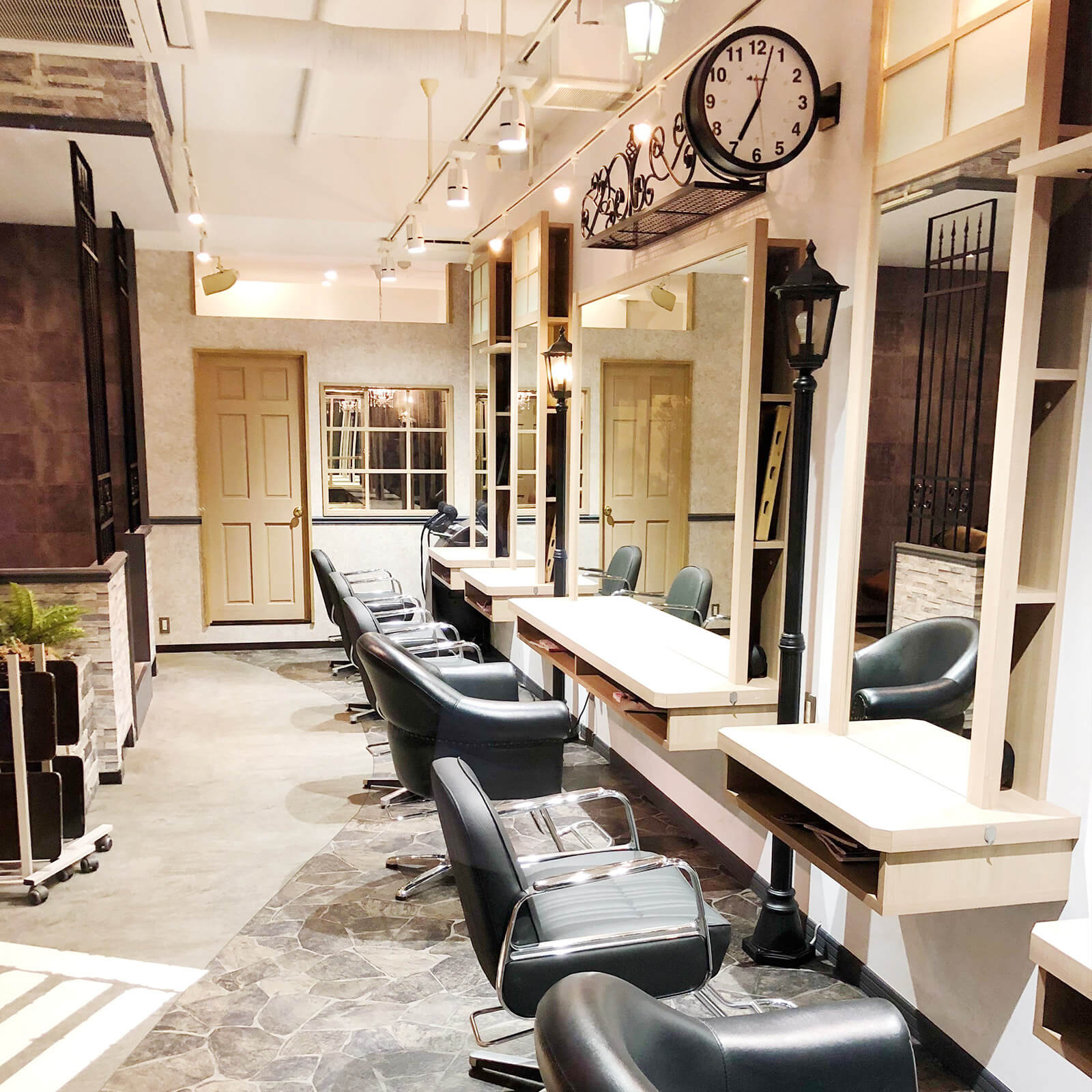 川越にある美容室「キーズ（Keys）川越」のクリエイティブ画像03